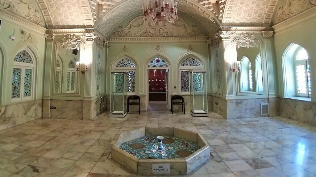 متحف قصر المرائي، معرض النور والإضاءة